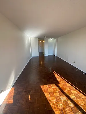 Rented by Luxury Habitat | media 9