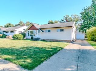 6132 Westerham Rd, Mayfield Heights, OH 44124