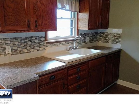 2nd image of 118 McKinley Ave