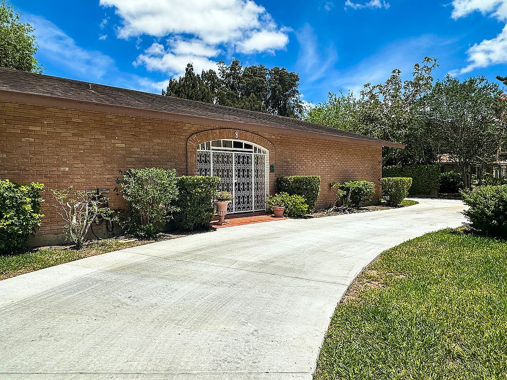 8 Summit Ct - Property Image