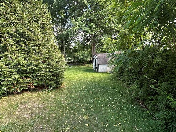 4th image of 38 Ahearn Dr