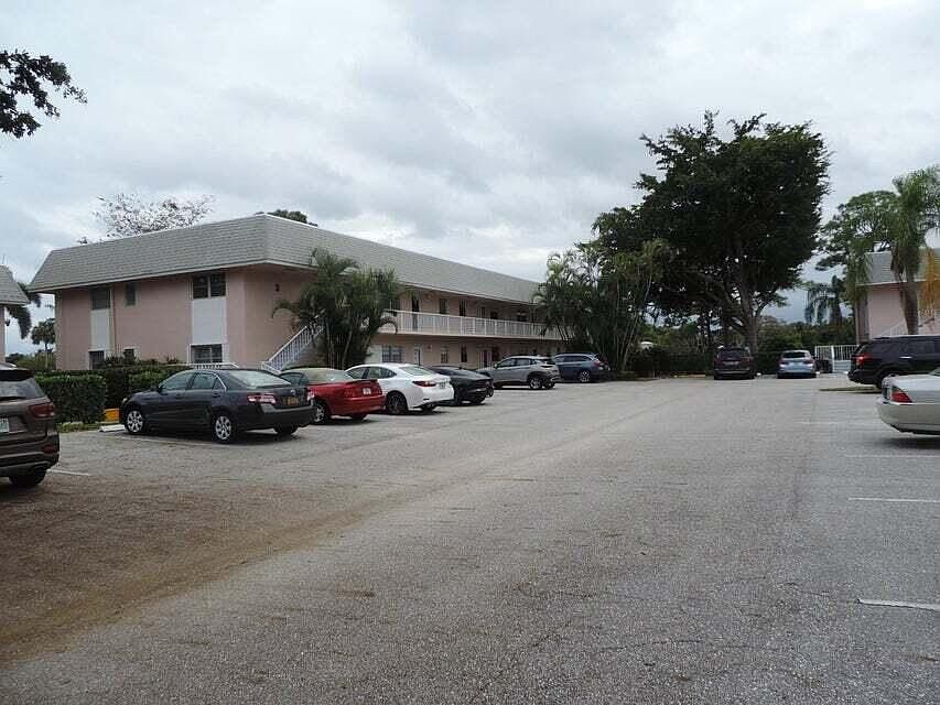 1st image of 18081 SE Country Club Drive #28