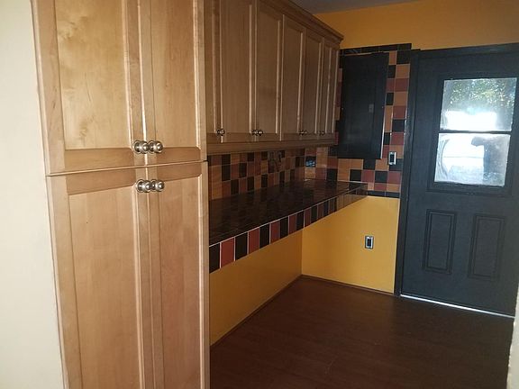 3rd image of 1521 NE 131st St #2