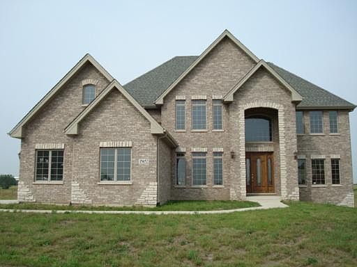 1st image of 15652 James Ln