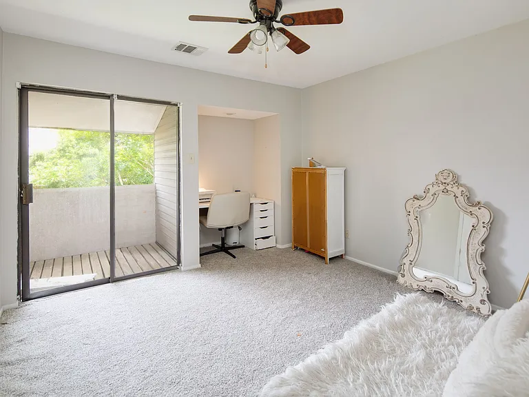 1900 Dartmouth St #G1 — Photo 11