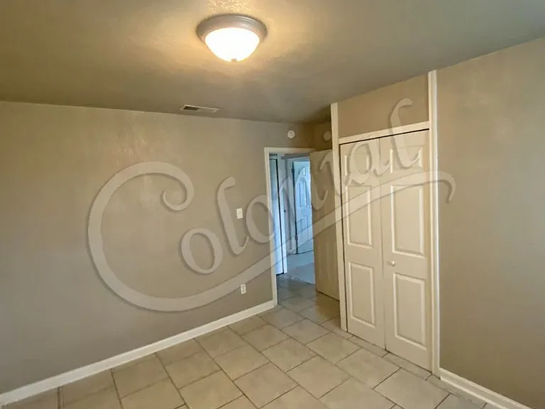 130 E Ruby Rd — Photo 7
