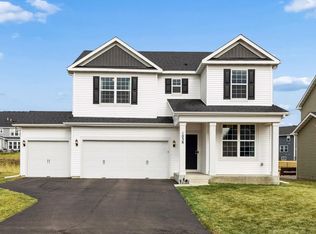 1038 Siesta Dr, Woodbury, MN 55129