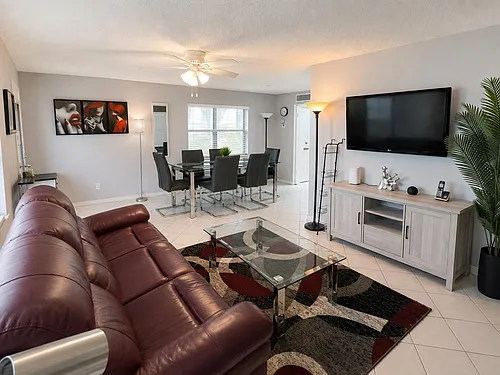 258 Burgundy Ave #F Photo 1