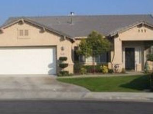 1208 Bluestone River Way, Bakersfield, CA 93311