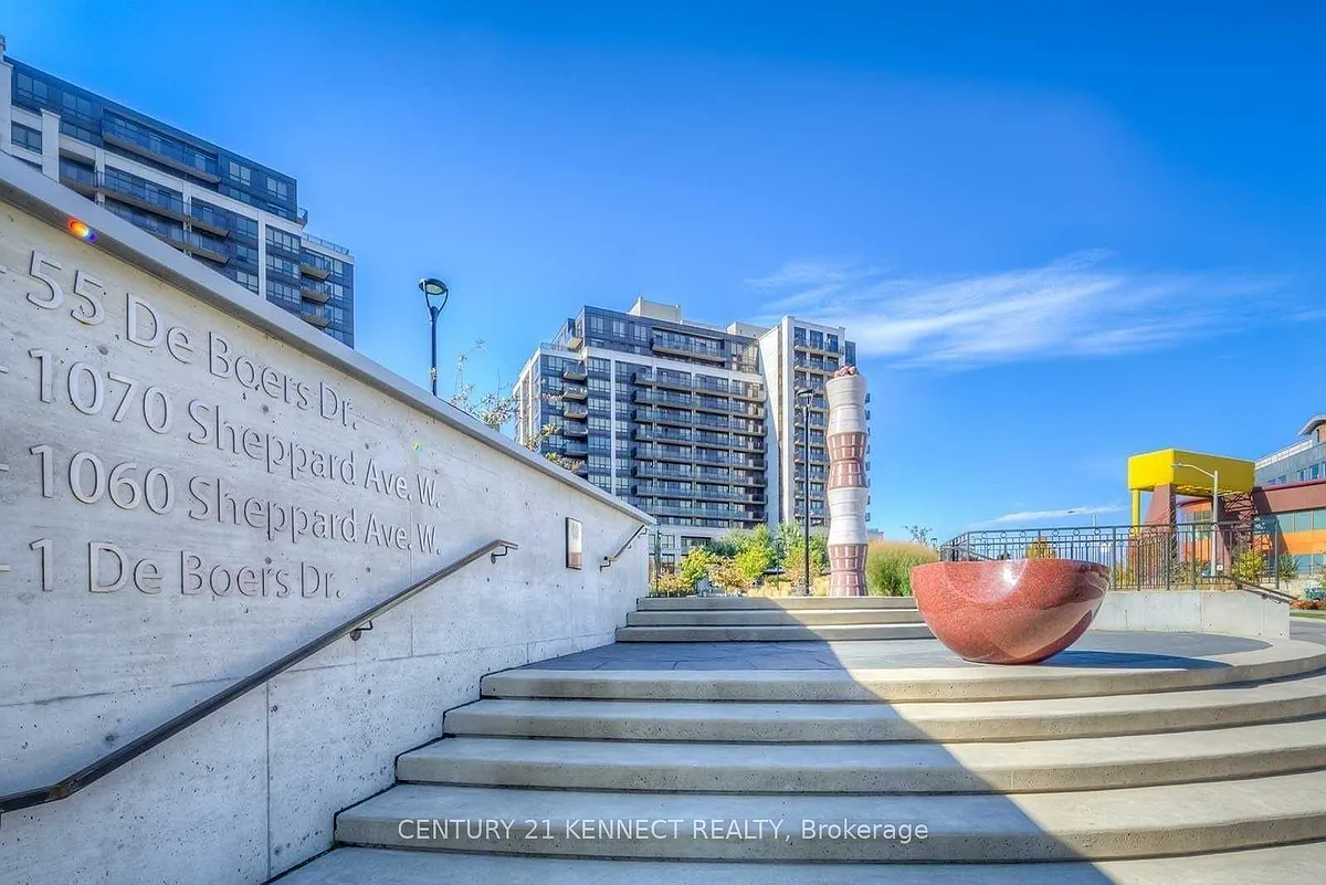 Building Photo - 1070 Sheppard Ave W #418