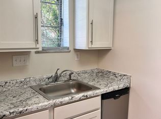 2865 Erie Avenue, Cincinnati, OH 45208