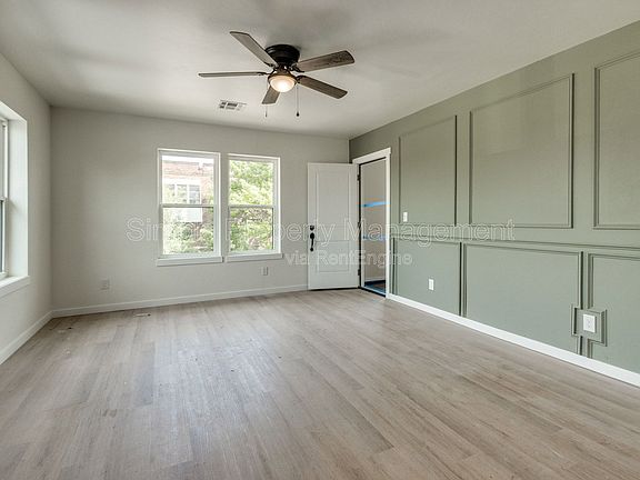 3rd image of 814 W Hill St #4