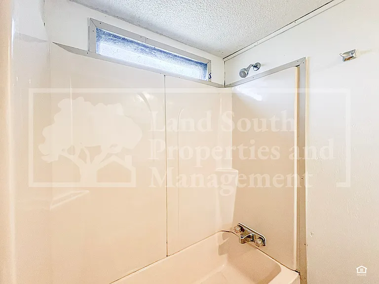 1175 Meadow Lawn St — Photo 12