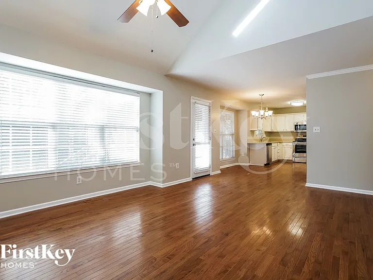 3211 Bardwell Rd — Photo 7