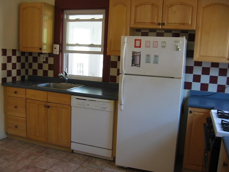 2nd image of 16 Harriet St