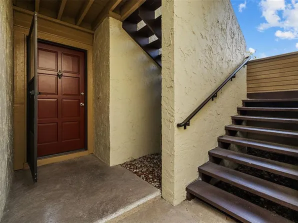 4154 Pinelake Ln APT 101, Tampa, FL 33618