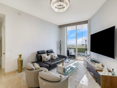 16001 Collins Ave APT 3505, Sunny Isles Beach, FL, 33160