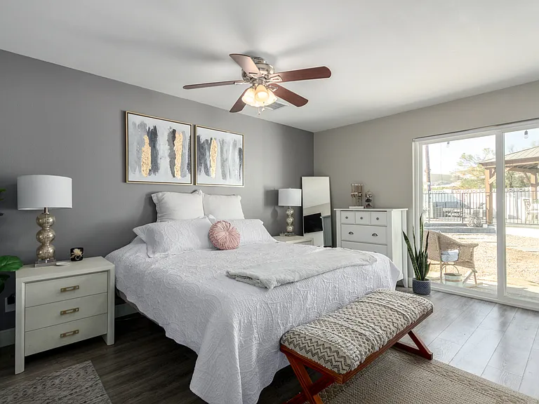 4220 E Becker Ln — Photo 22