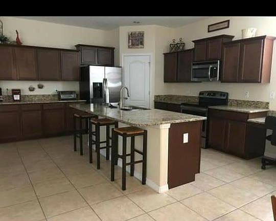 3rd image of 15451 Camp Dubois Cres
