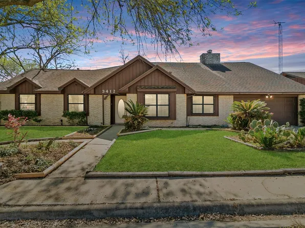 3412 Fairway Dr, Wharton, TX 77488