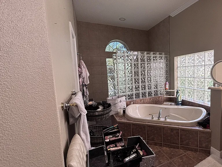 14576 Dover Forest Dr — Photo 39