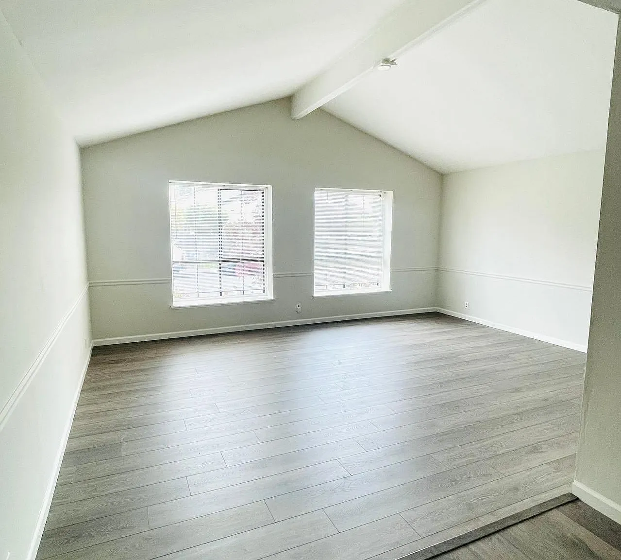 796 Ranger Cir — Photo 2
