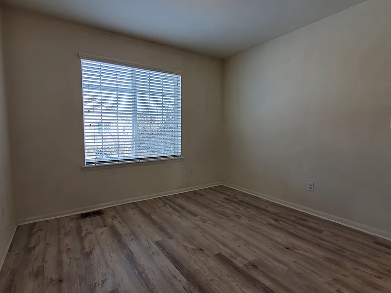 11994 E Lake Cir — Photo 13
