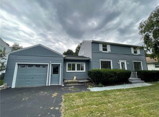 15 Norlane Dr, Rochester, NY 14622