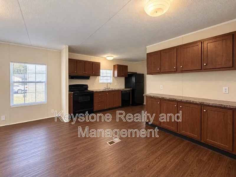 2 bed, 2.0 bath, 1000 sqft, $850 — Photo 2