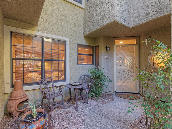 2nd image of 8300 E Via De Ventura Unit 1006