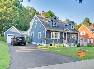 6 Highland Ave, Newburyport, MA 01950