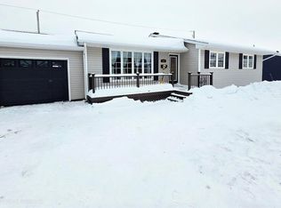 339 Beverly Crescent, Labrador City, NL A2V1N7