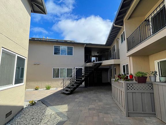 2nd image of 510 Walker Dr #1