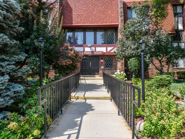 5253 North Lovers Lane ROAD #112, Milwaukee, WI 53225