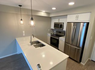 155 Peguis St, Winnipeg, MB R3W0K6