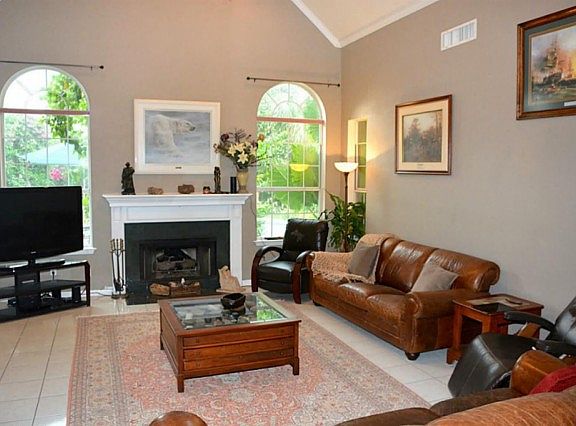 2nd image of 2502 Justina Ct