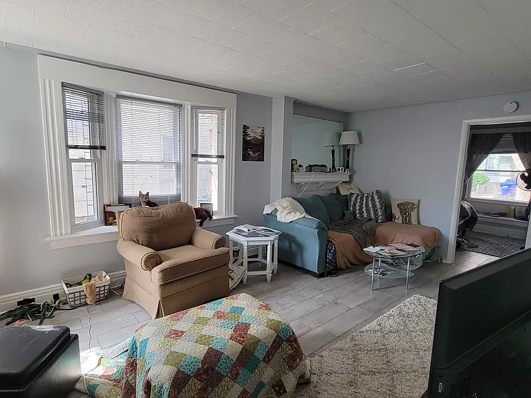 50 Amherst St — Photo 6