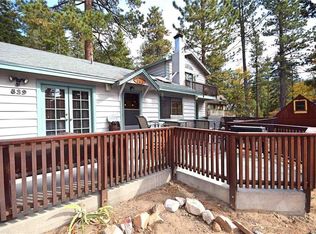 839 Ravine Rd, Big Bear Lake, CA 92315
