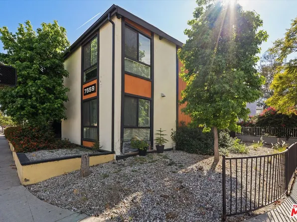 7559 Whitsett Ave, North Hollywood, CA 91605
