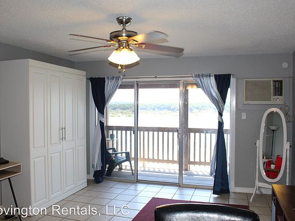3rd image of 2 Cliffhouse Dr APT 307