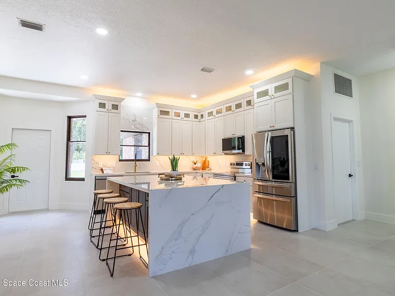 105 Brookhill Dr — Photo 5