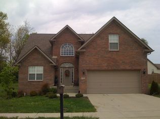 219 Queensway Dr, Nicholasville, KY 40356