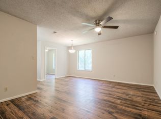 244 W McFarland St #246B, Bells, TX 75414
