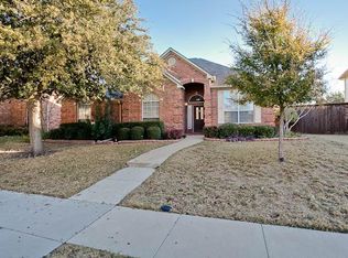 3908 Walnut Grove Ln, Carrollton, TX 75007