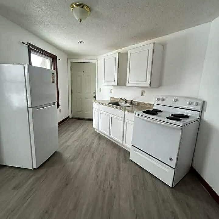 1st image of 89 Emerson St #1-R