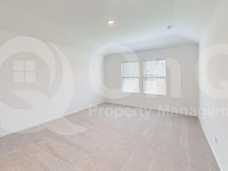 17805 Wrens Nest Way — Photo 4