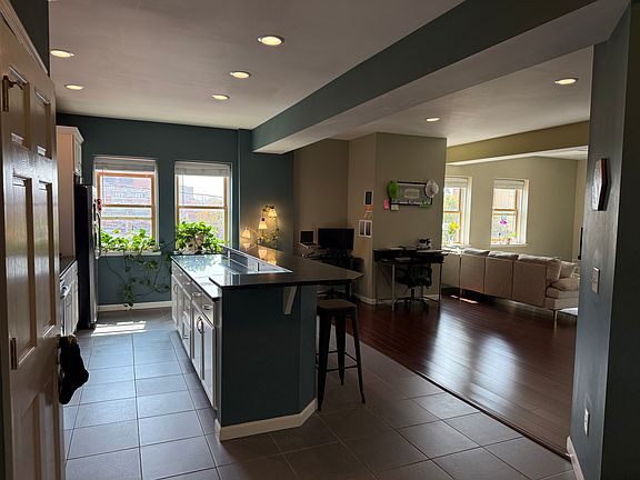 4th image of 2515 Jay Ave APT 204