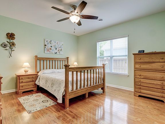 5th image of 3704 Providence Ct