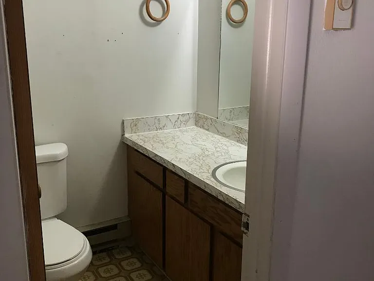 Unit Photo