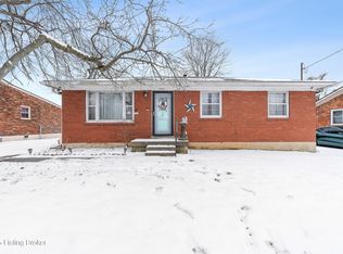 5702 Fruitwood Dr, Louisville, KY 40272
